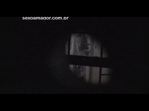 ❤️ Бландзінка таемна здымаецца на відэа з суседскага вуаерыста, схаванага за пустымі цэгламі ️❌ Сэкс-відэа на be.virtsextor.ru ﹏